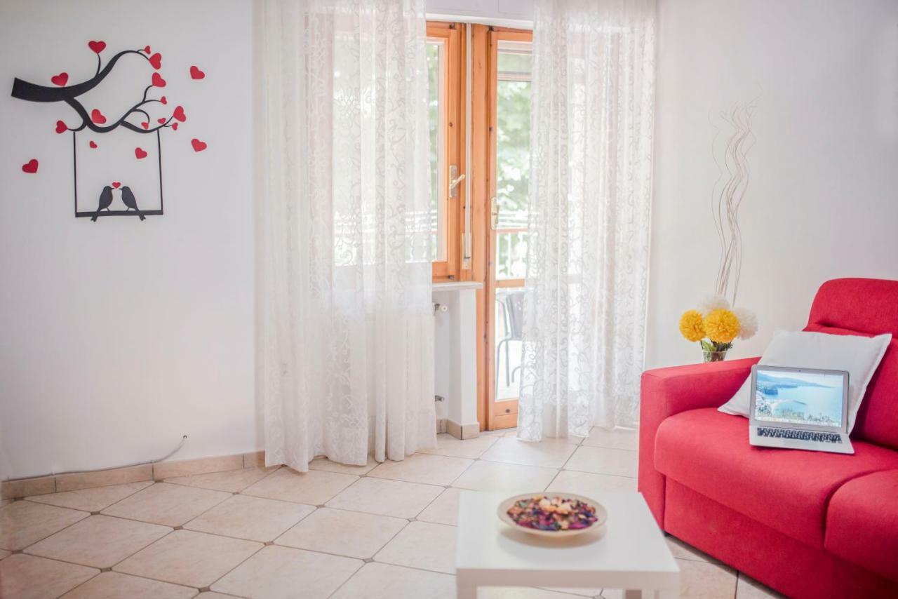 ピアーノ・ディ・ソッレント Pretty House Sorrentoヴィラ エクステリア 写真